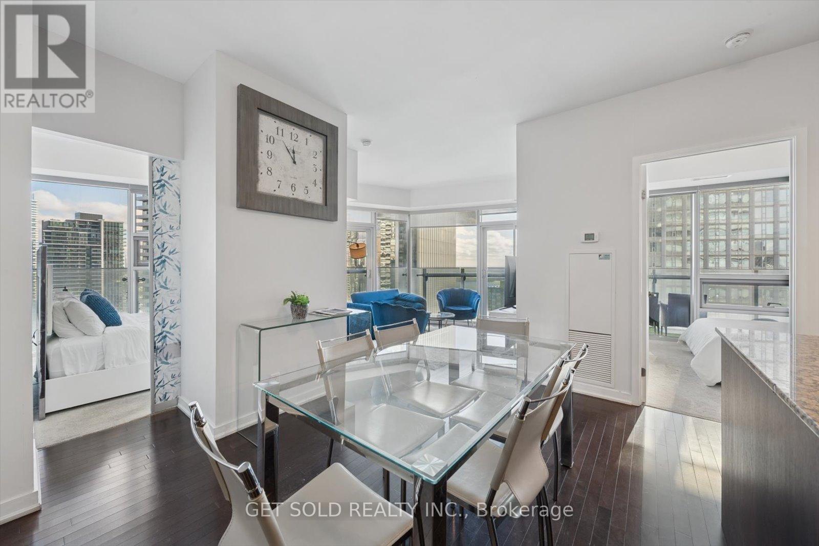 3803 - 14 York Street, Toronto, Ontario  M5J 0B1 - Photo 3 - C12603282