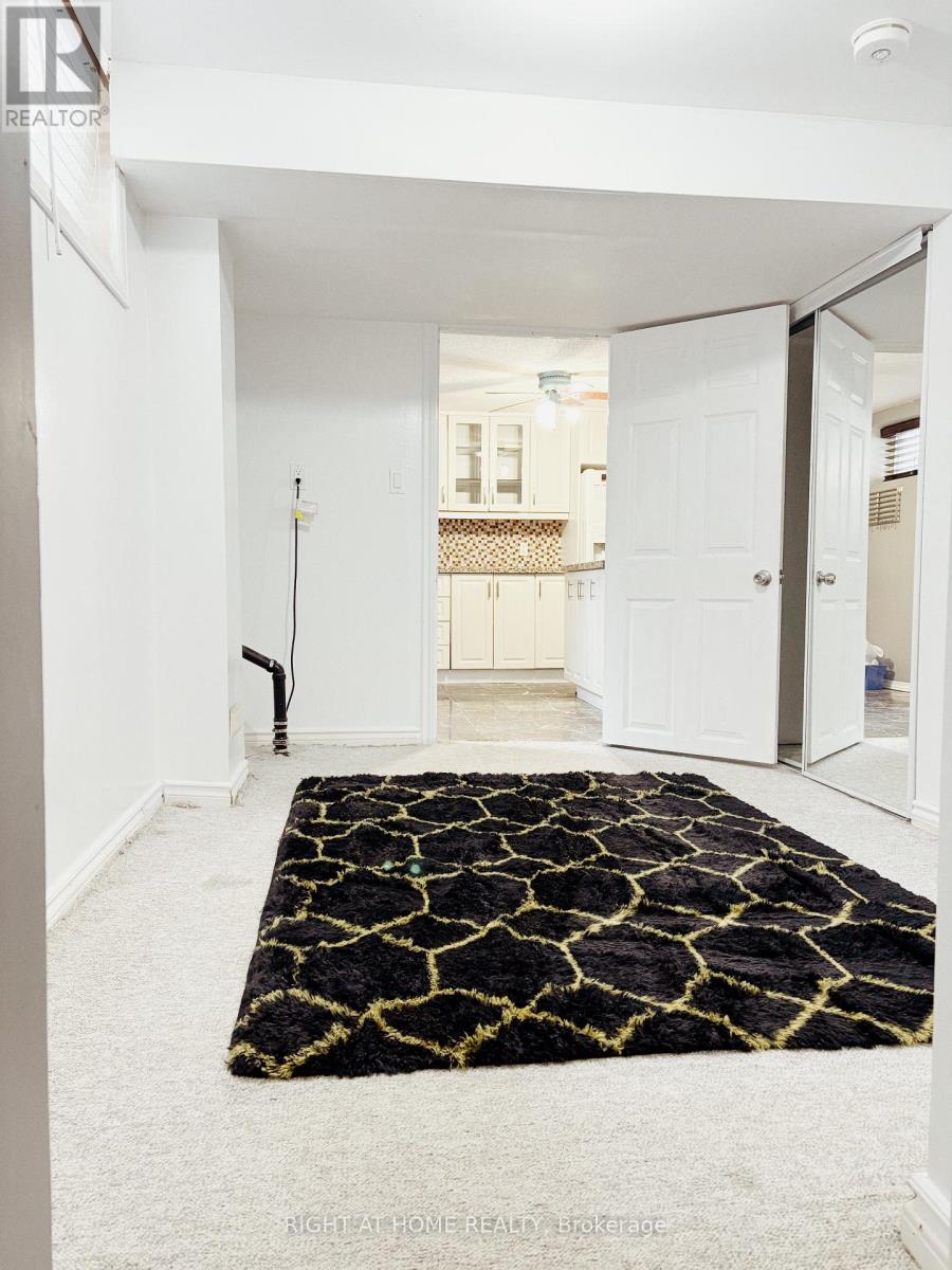 Basement Apt - 120 Simonston Boulevard, Markham, Ontario  L3T 4L8 - Photo 12 - N12515046