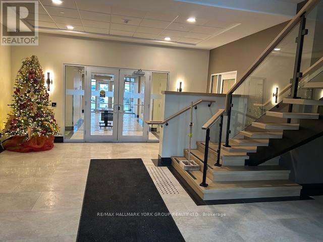 35 Sunday Drive, Aurora, Ontario  L4G 4B7 - Photo 2 - N12591996