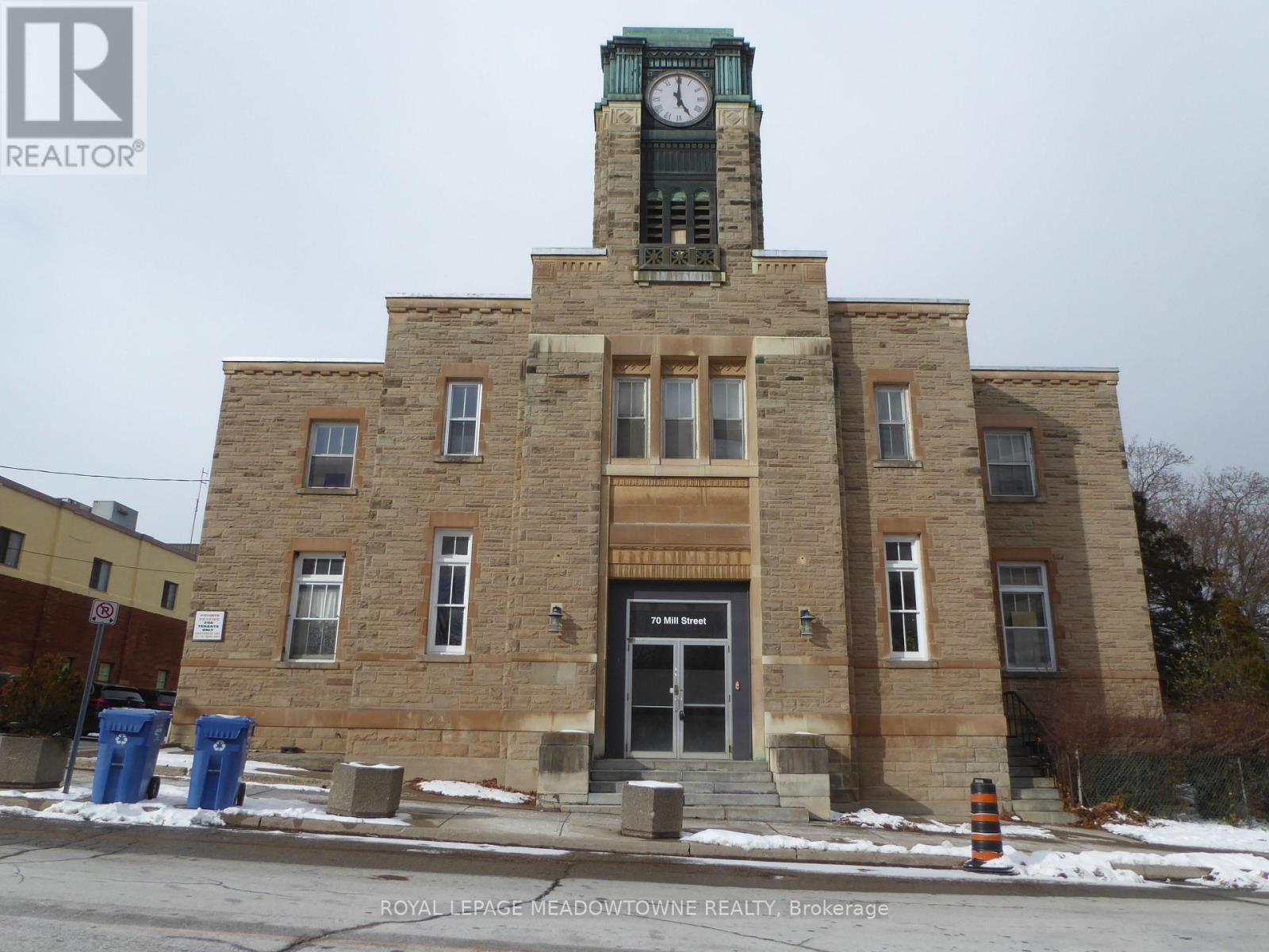 70 Mill Street, Halton Hills, Ontario  L7G 2C9 - Photo 10 - W12404072
