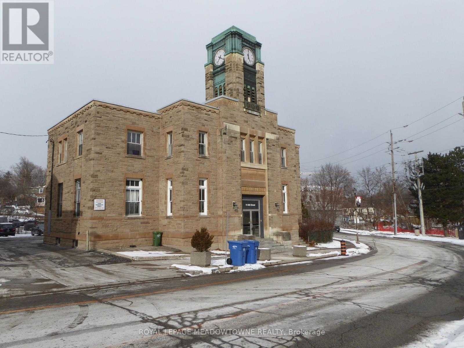 70 Mill Street, Halton Hills, Ontario  L7G 2C9 - Photo 2 - W12404072