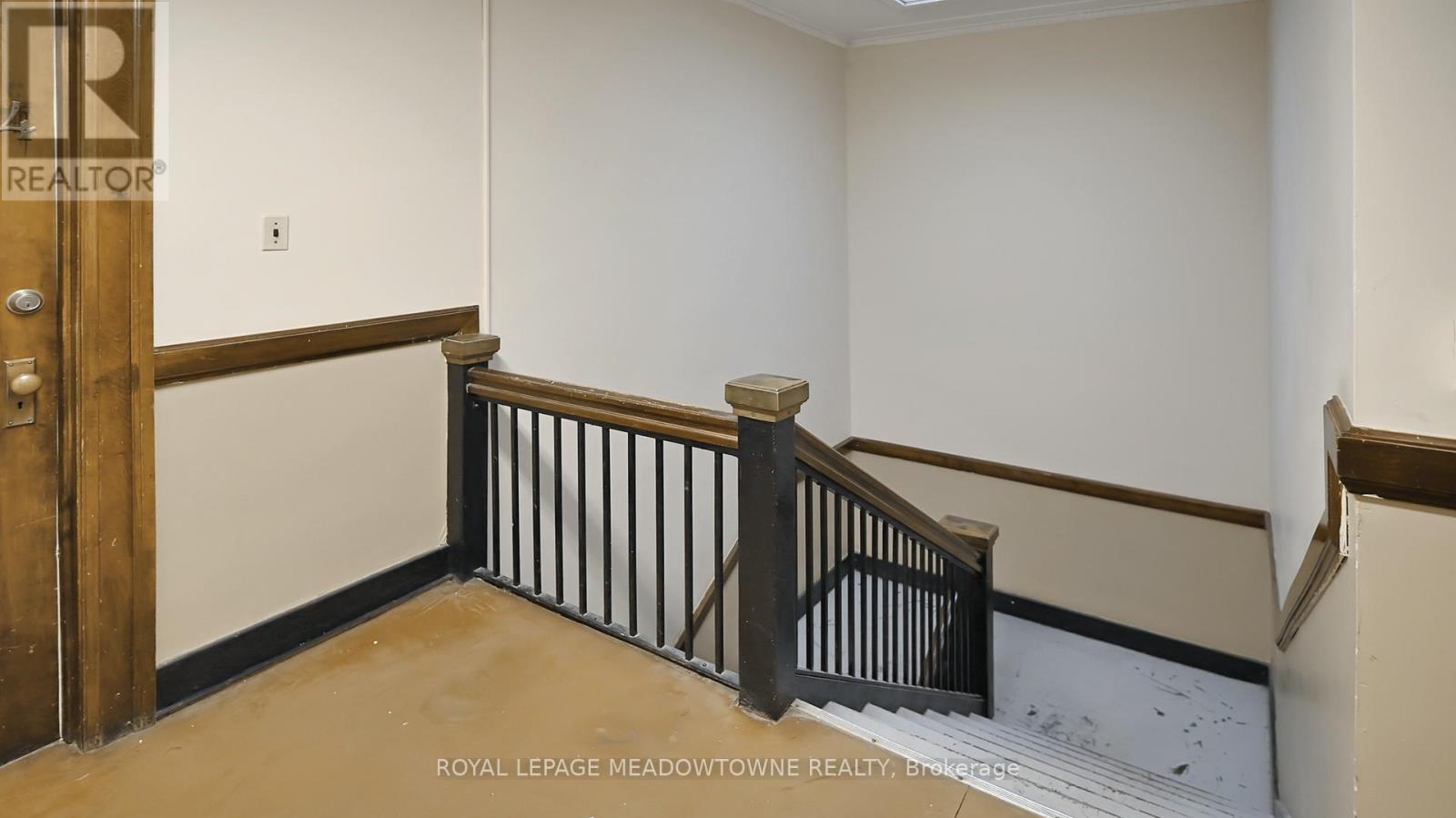 70 Mill Street, Halton Hills, Ontario  L7G 2C9 - Photo 18 - W12404072