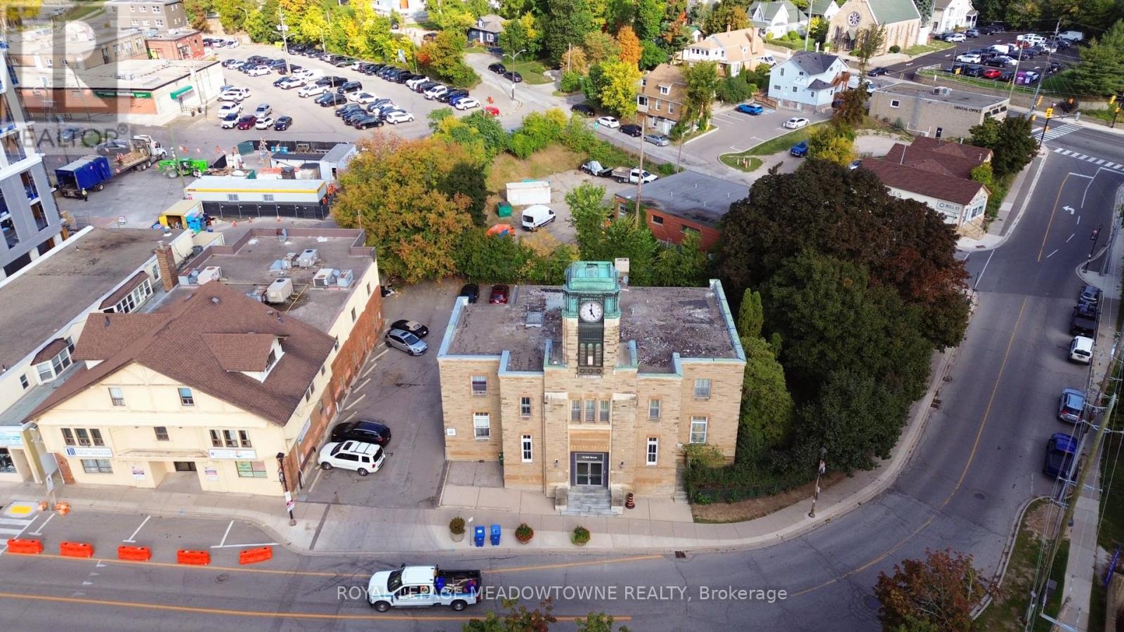 70 Mill Street, Halton Hills, Ontario  L7G 2C9 - Photo 36 - W12404072