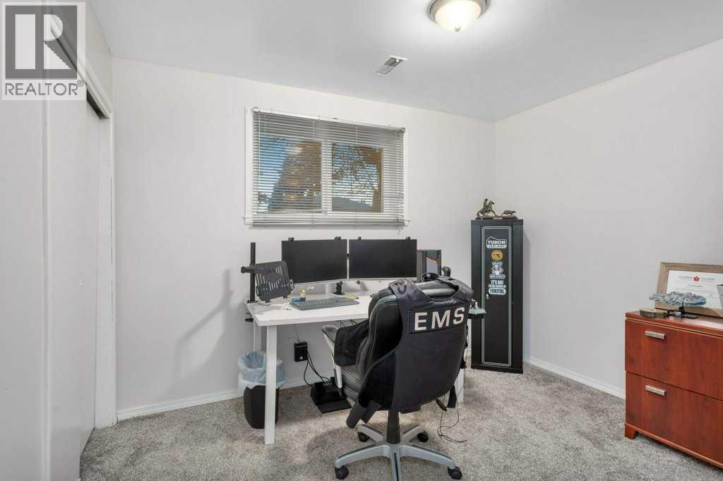 5702 West Park Crescent, Red Deer, Alberta  T4N 1E5 - Photo 39 - A2273642