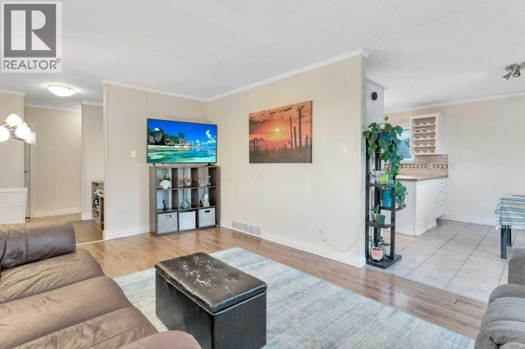 5702 West Park Crescent, Red Deer, Alberta  T4N 1E5 - Photo 10 - A2273642