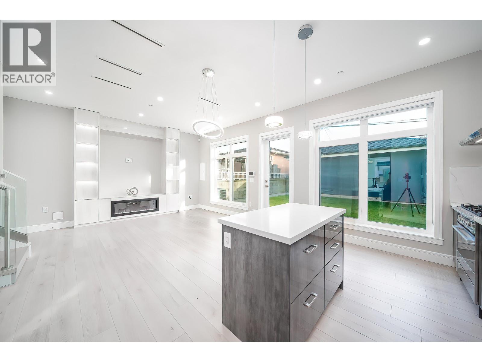 5350 Lanark Street, Vancouver, British Columbia  V5P 2Y1 - Photo 10 - R3065523