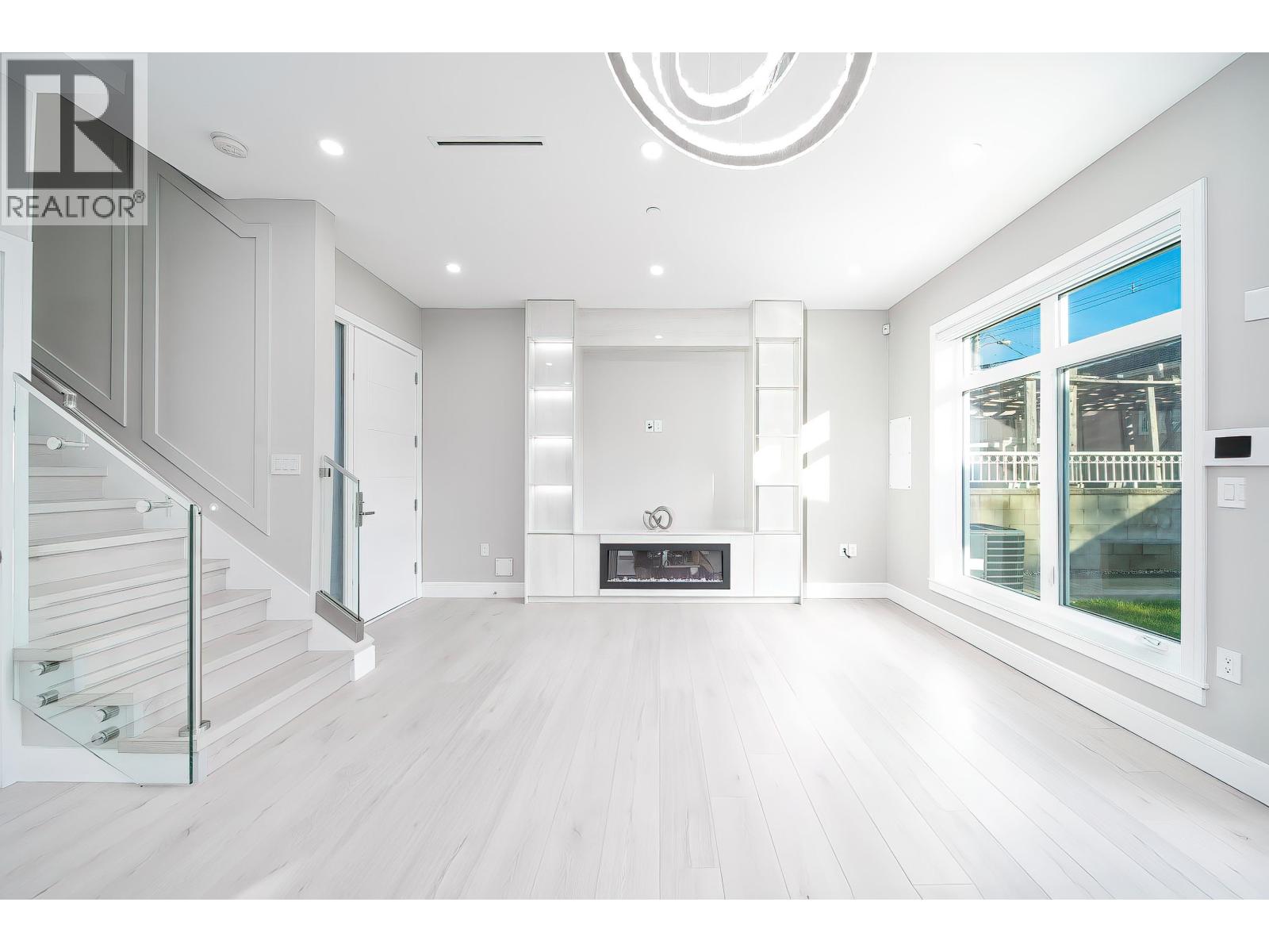 5350 Lanark Street, Vancouver, British Columbia  V5P 2Y1 - Photo 13 - R3065523