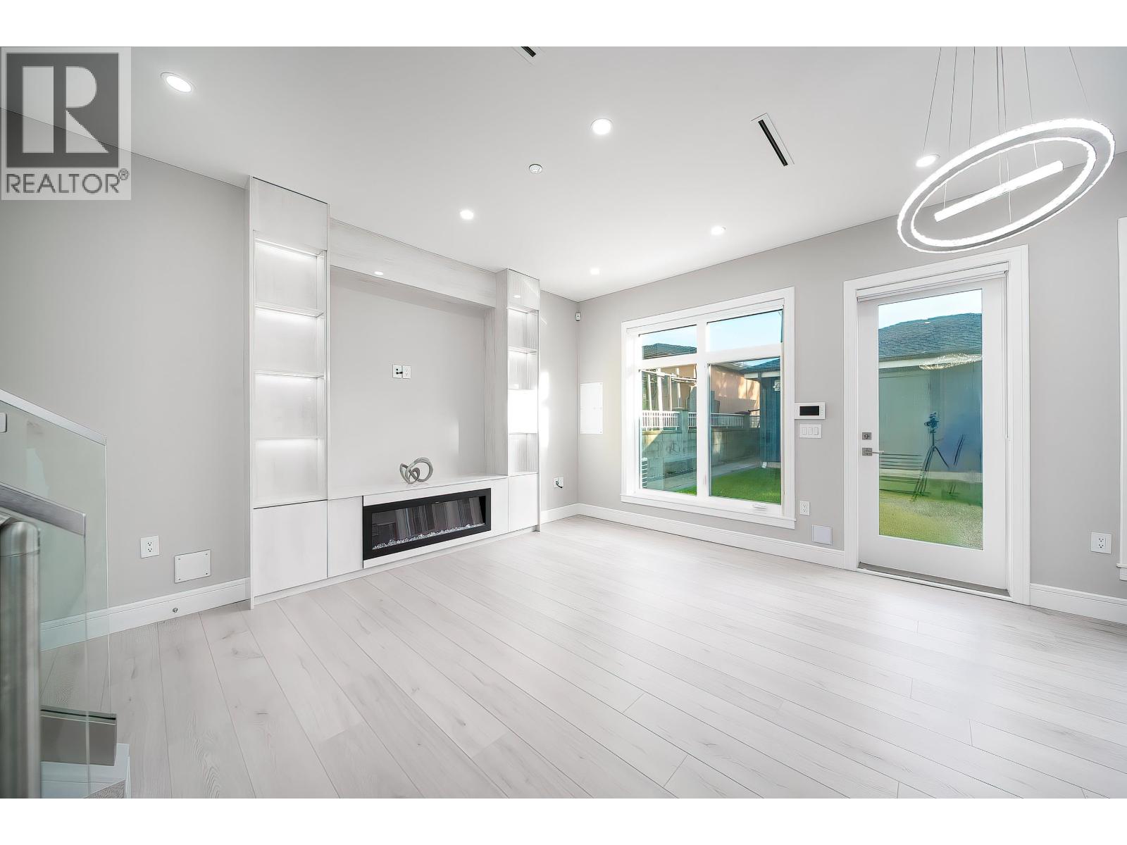 5350 Lanark Street, Vancouver, British Columbia  V5P 2Y1 - Photo 14 - R3065523