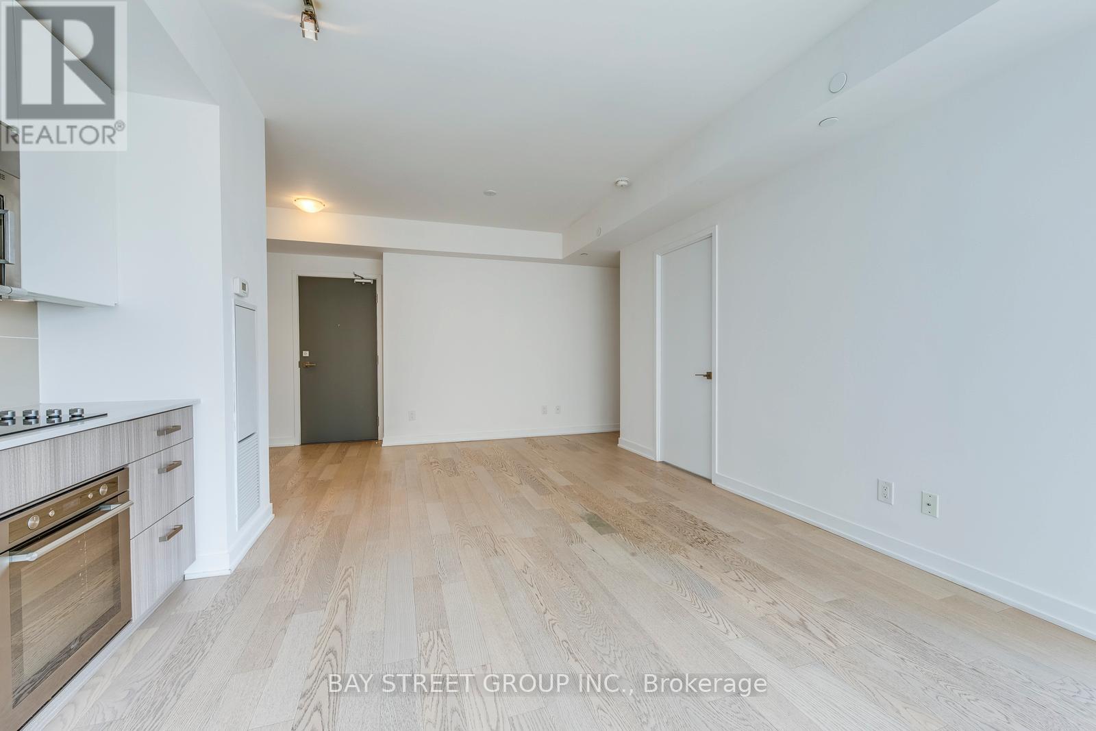 1601 - 17 Dundonald Street, Toronto, Ontario M4Y 1K3 - Photo 15 - C12607706