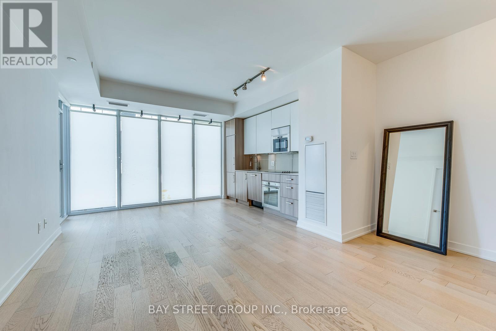 1601 - 17 Dundonald Street, Toronto, Ontario M4Y 1K3 - Photo 24 - C12607706