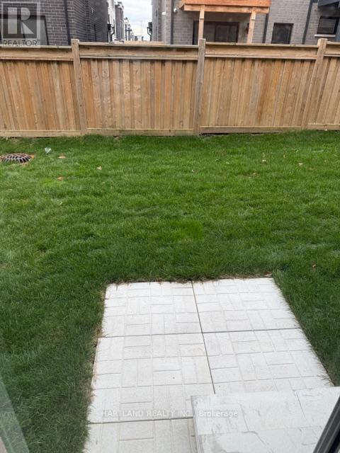 501 - 1695 Dersan Street, Pickering, Ontario  L1X 0S9 - Photo 3 - E12607662