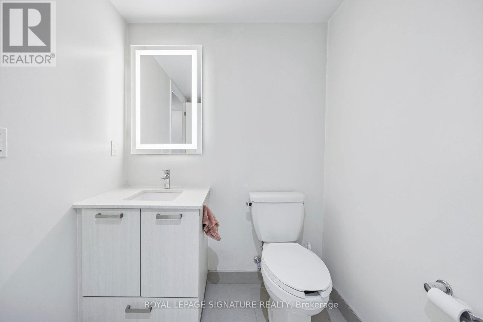 424 - 2301 Danforth Avenue, Toronto, Ontario  M4C 1K5 - Photo 31 - E12521368