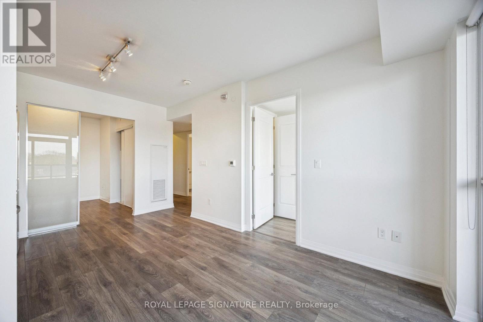 424 - 2301 Danforth Avenue, Toronto, Ontario  M4C 1K5 - Photo 18 - E12521368