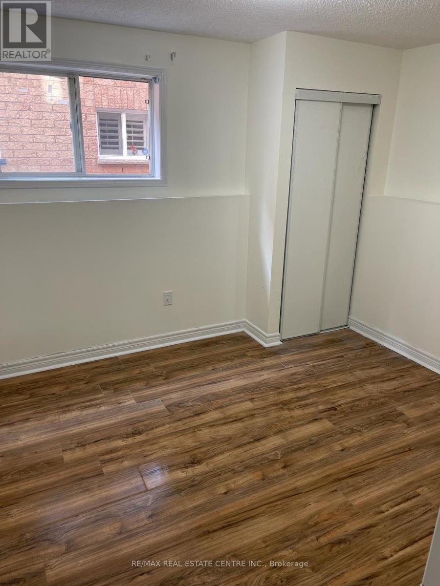 204 Van Scott (Basement) Drive, Brampton, Ontario  L7A 1V8 - Photo 5 - W12607666