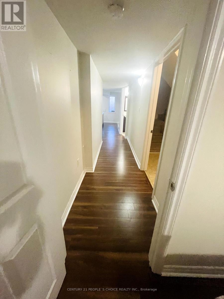 Finished Bsmt - 5551 Meadowcrest Avenue, Mississauga, Ontario  L5M 0V1 - Photo 2 - W12607696