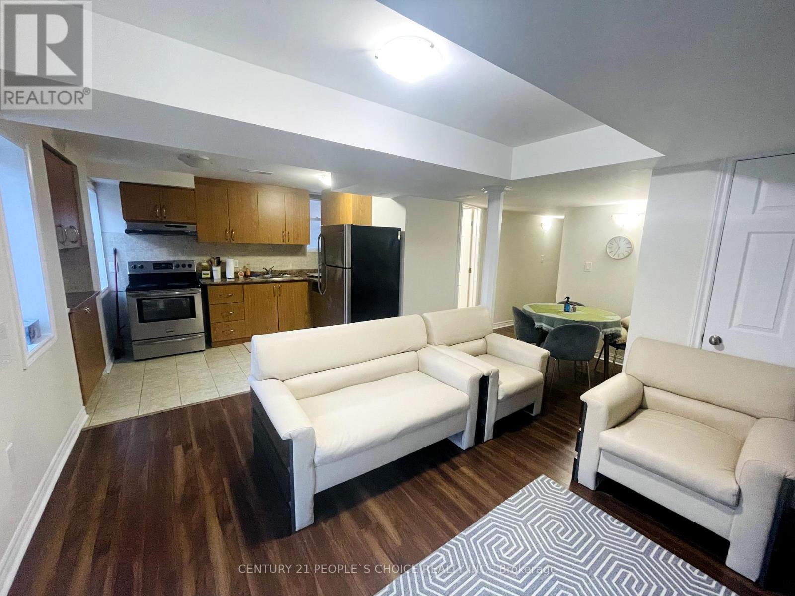 Finished Bsmt - 5551 Meadowcrest Avenue, Mississauga, Ontario  L5M 0V1 - Photo 3 - W12607696