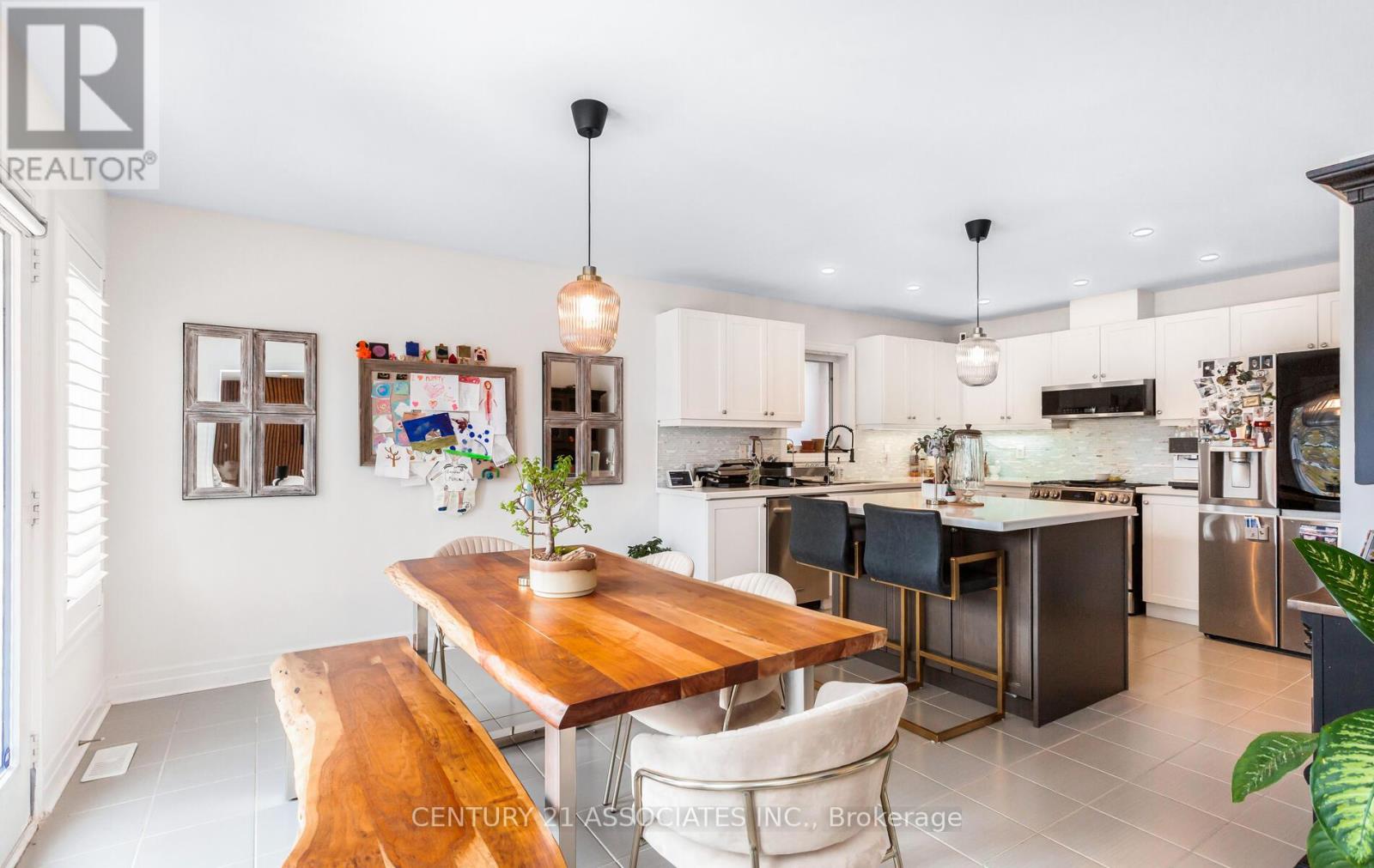 Upper Level - 8 Stillwater Crescent, Hamilton, Ontario  L8B 0X4 - Photo 15 - X12607678