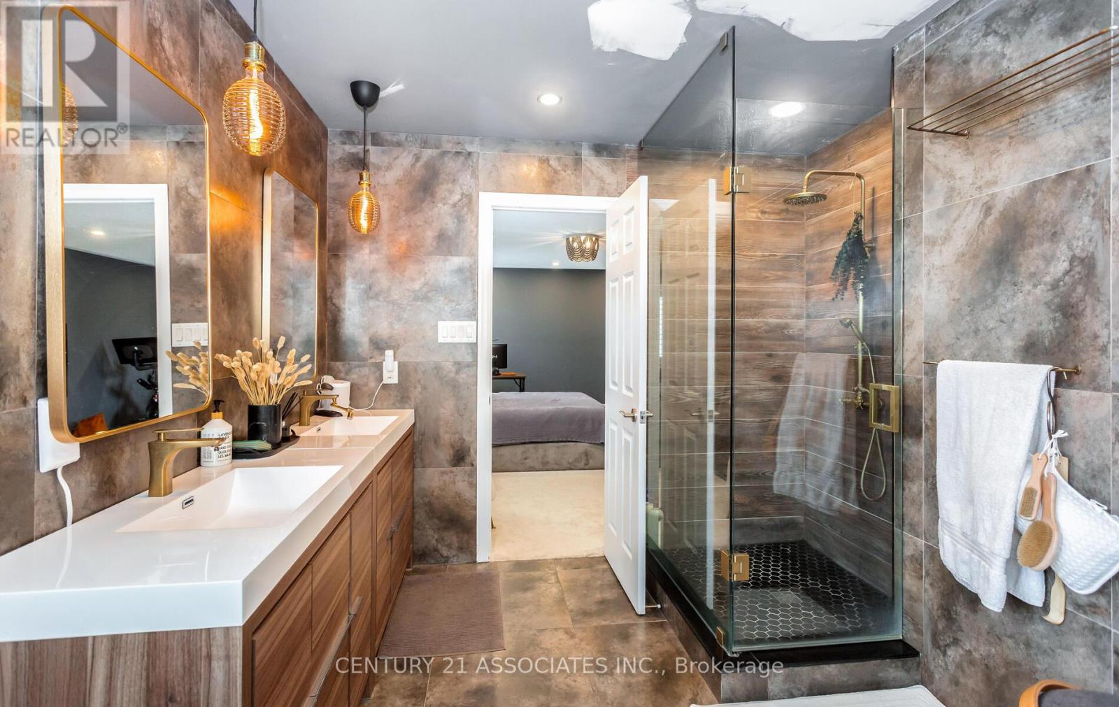 Upper Level - 8 Stillwater Crescent, Hamilton, Ontario  L8B 0X4 - Photo 25 - X12607678