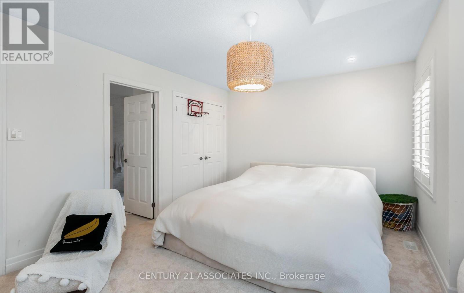 Upper Level - 8 Stillwater Crescent, Hamilton, Ontario  L8B 0X4 - Photo 33 - X12607678