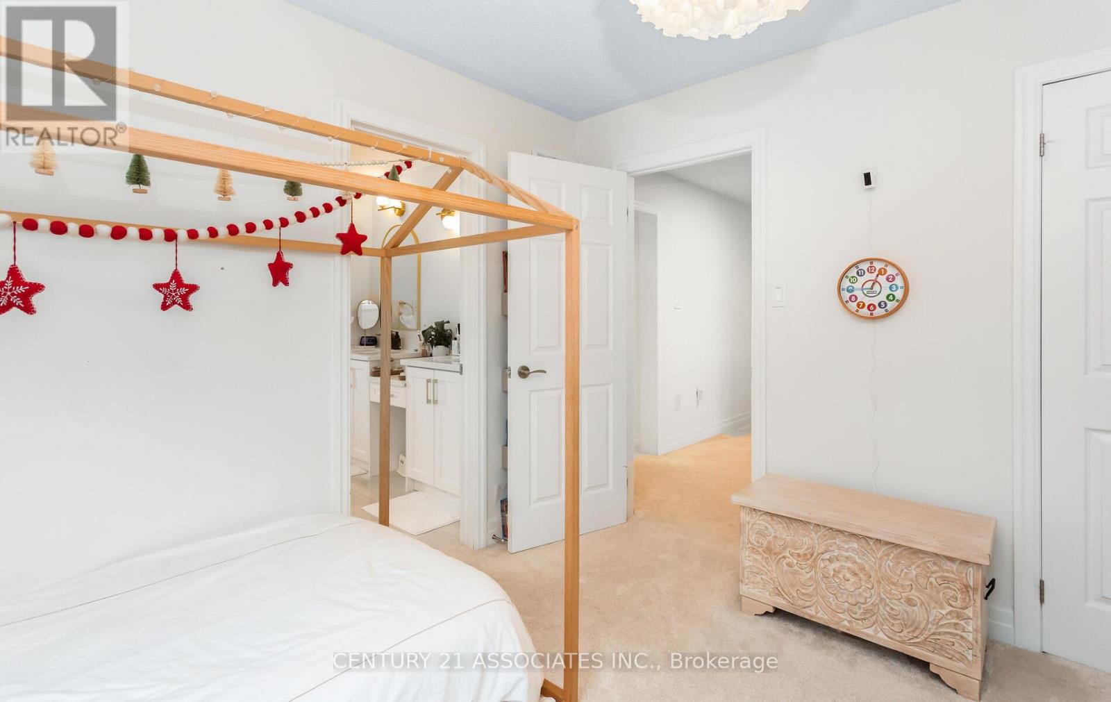 Upper Level - 8 Stillwater Crescent, Hamilton, Ontario  L8B 0X4 - Photo 38 - X12607678