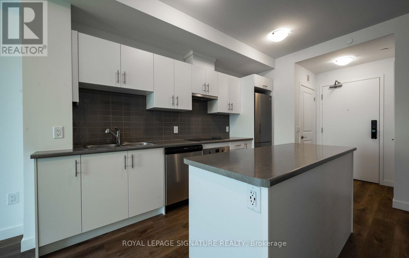 303 - 461 Green Road, Hamilton, Ontario  L8E 5B4 - Photo 15 - X12607692