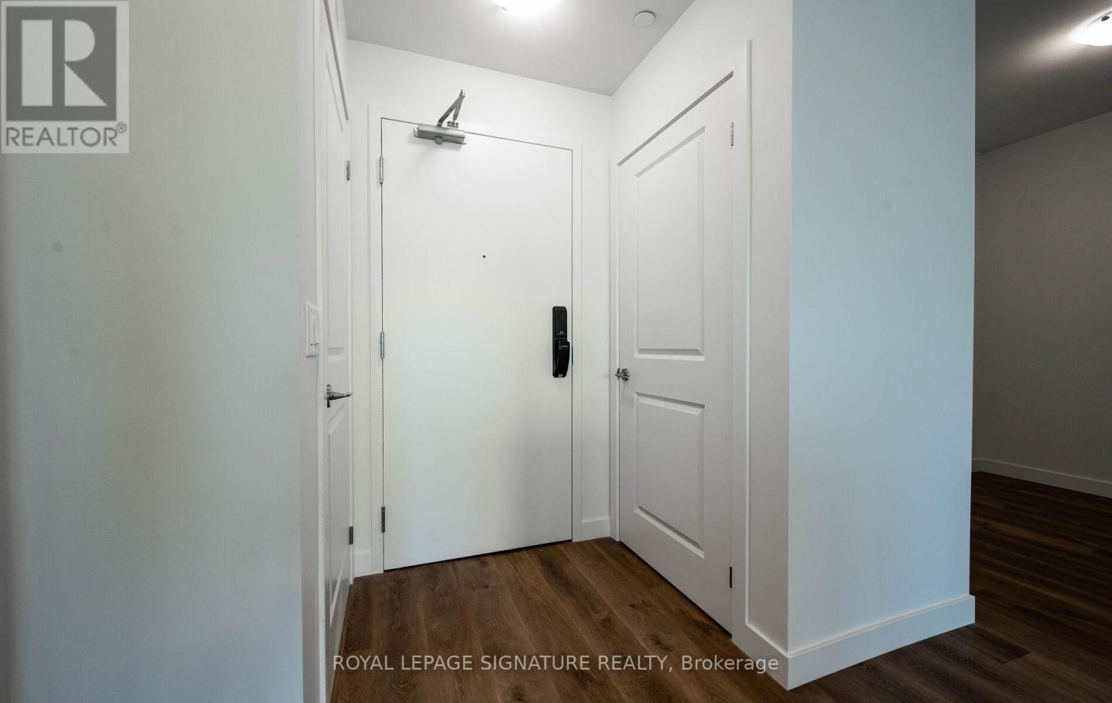 303 - 461 Green Road, Hamilton, Ontario  L8E 5B4 - Photo 5 - X12607692