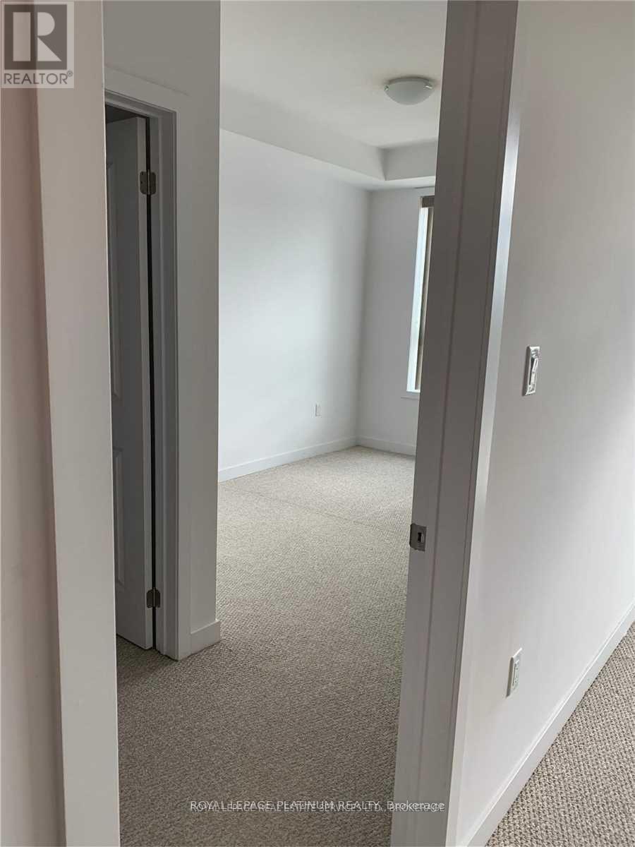 233 - 125 Shoreview Place, Hamilton, Ontario  L8E 0K3 - Photo 9 - X12430806