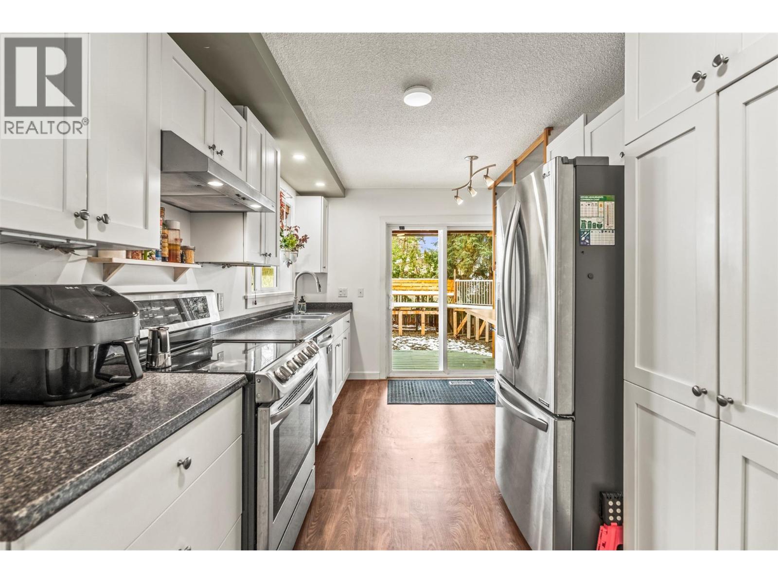 1016 34 Avenue, Vernon, British Columbia  V1T 6R9 - Photo 16 - 10370763