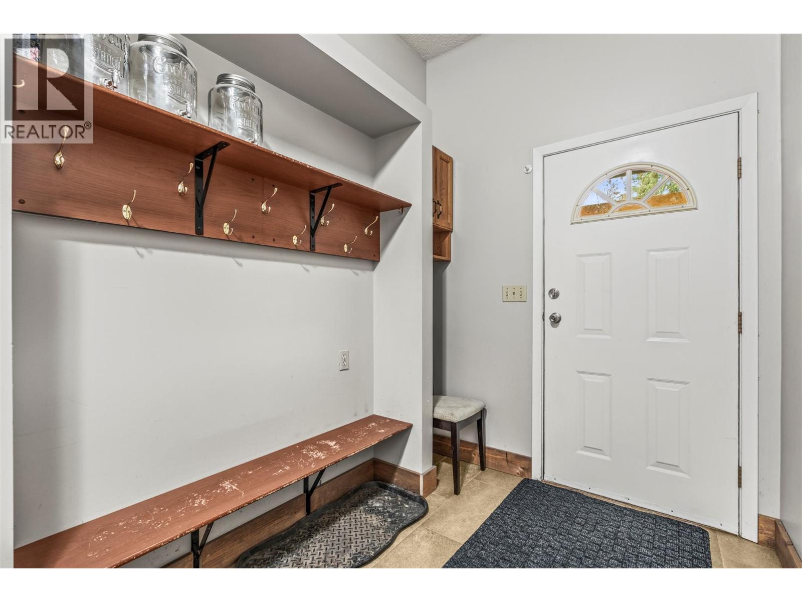 1016 34 Avenue, Vernon, British Columbia  V1T 6R9 - Photo 28 - 10370763