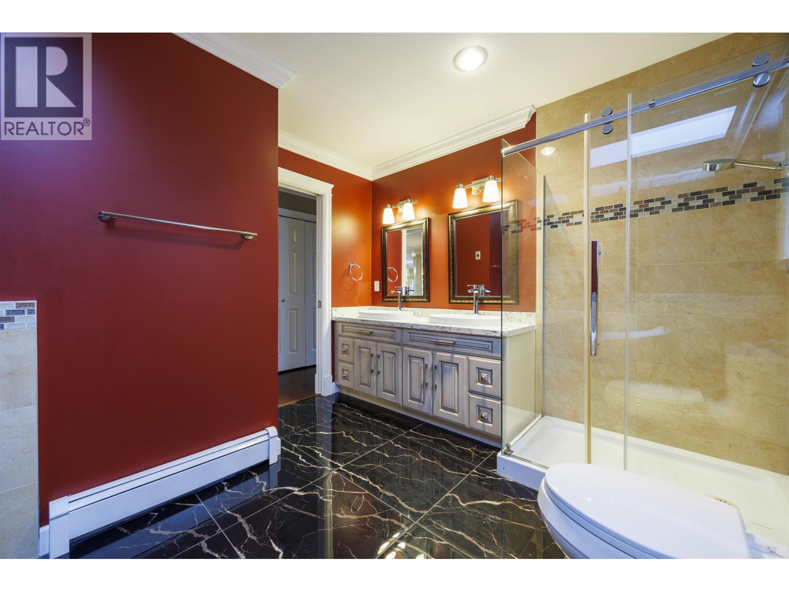 6970 Willingdon Avenue, Burnaby, British Columbia  V5J 3R2 - Photo 16 - R3062362