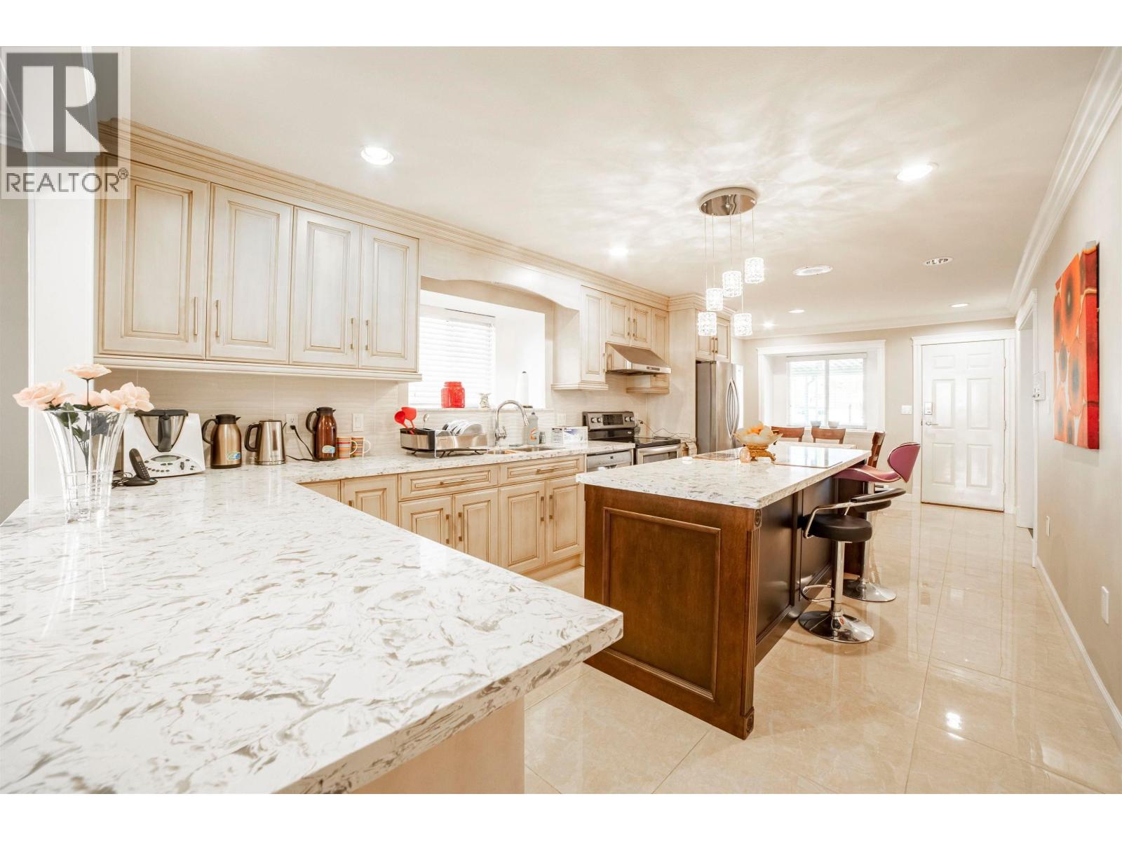 6970 Willingdon Avenue, Burnaby, British Columbia  V5J 3R2 - Photo 10 - R3062362