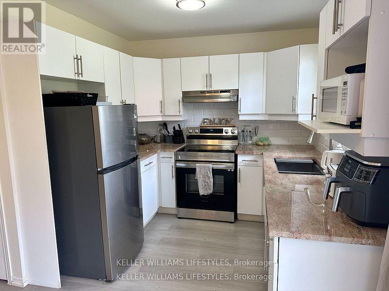 63 - 50 Chapman Court, London North, Ontario  N6G 5E1 - Photo 3 - X12607718