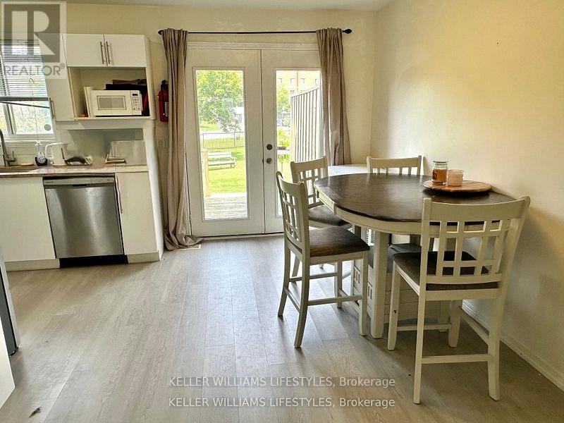 63 - 50 Chapman Court, London North, Ontario  N6G 5E1 - Photo 4 - X12607718