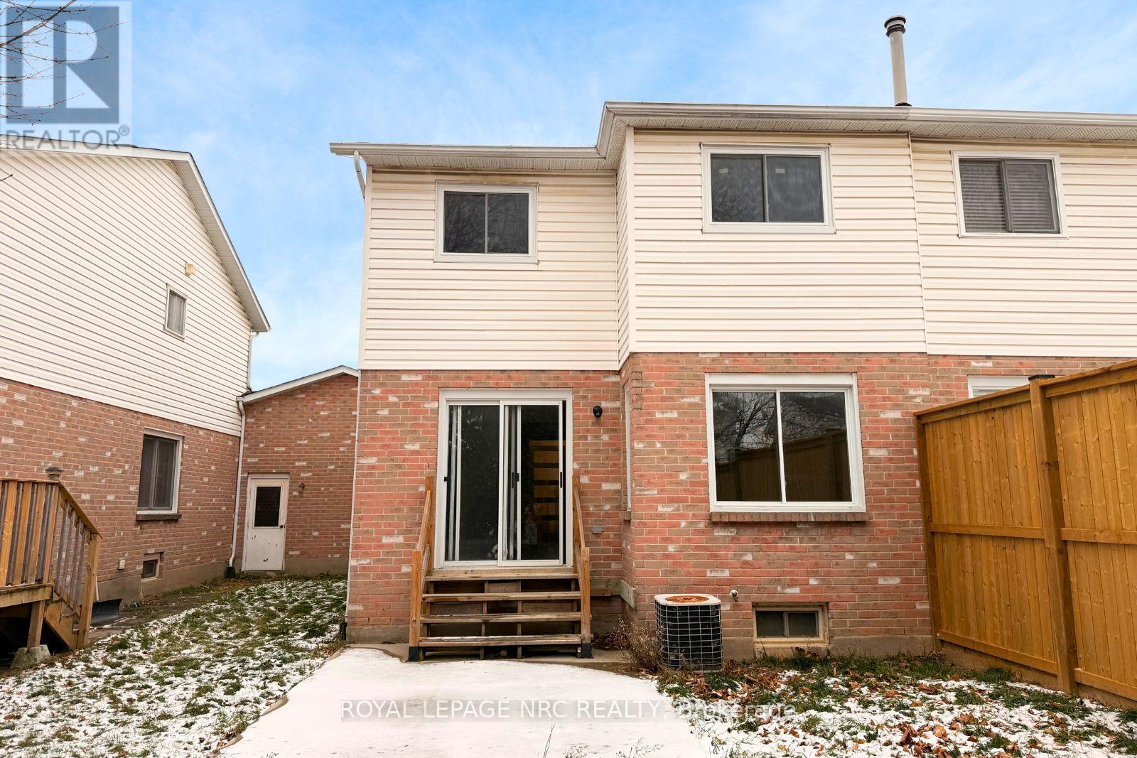 14 Buss Court, Thorold, Ontario  L2V 5B1 - Photo 25 - X12448054