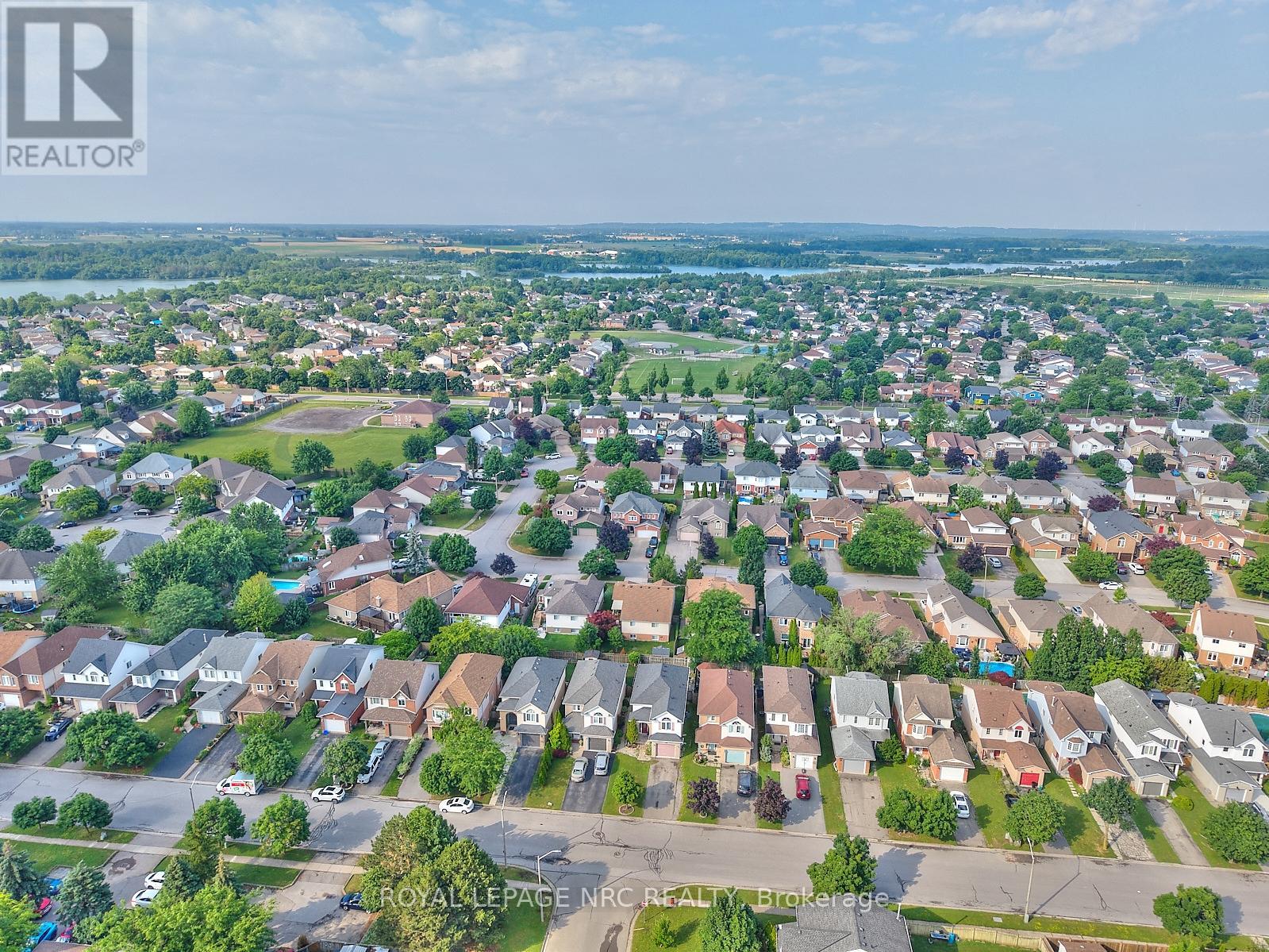 14 Buss Court, Thorold, Ontario  L2V 5B1 - Photo 38 - X12448054