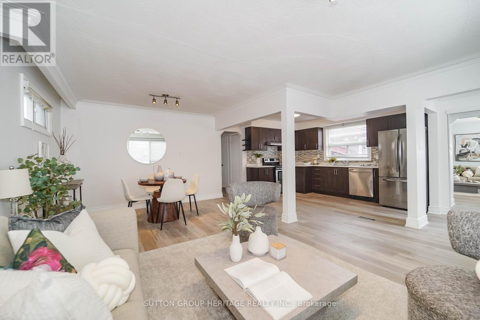 182 Crocus Drive, Toronto, Ontario  M1R 4T7 - Photo 7 - E12605242