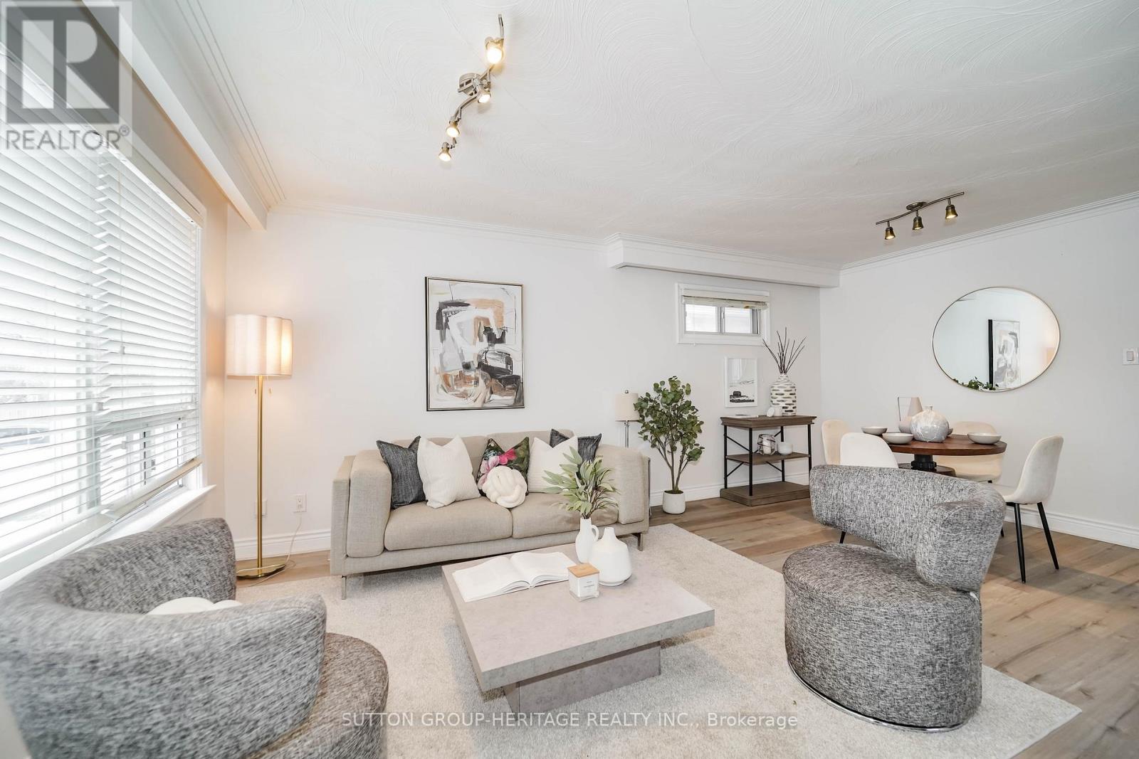 182 Crocus Drive, Toronto, Ontario  M1R 4T7 - Photo 5 - E12605242