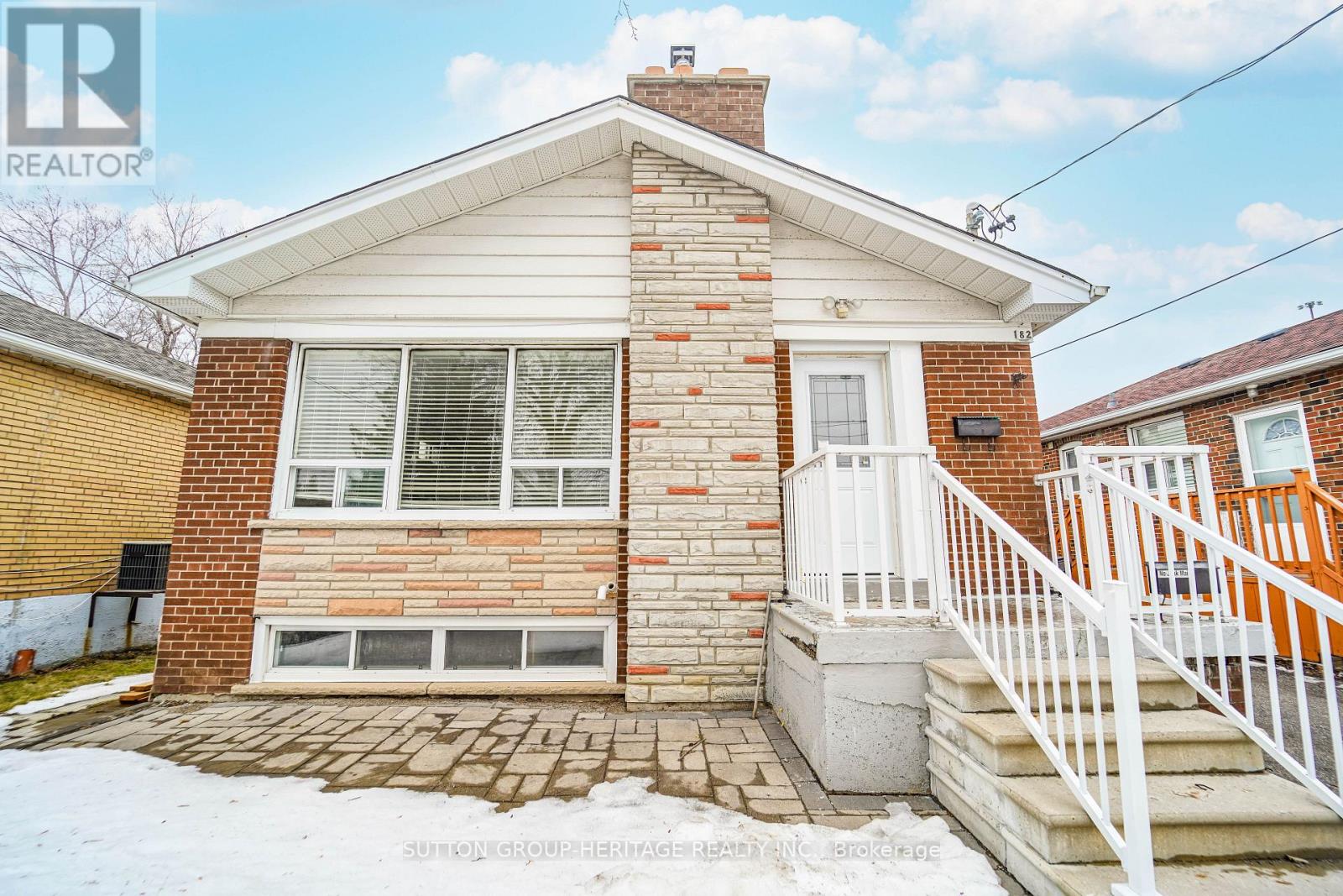 182 CROCUS DRIVE, Toronto, Ontario