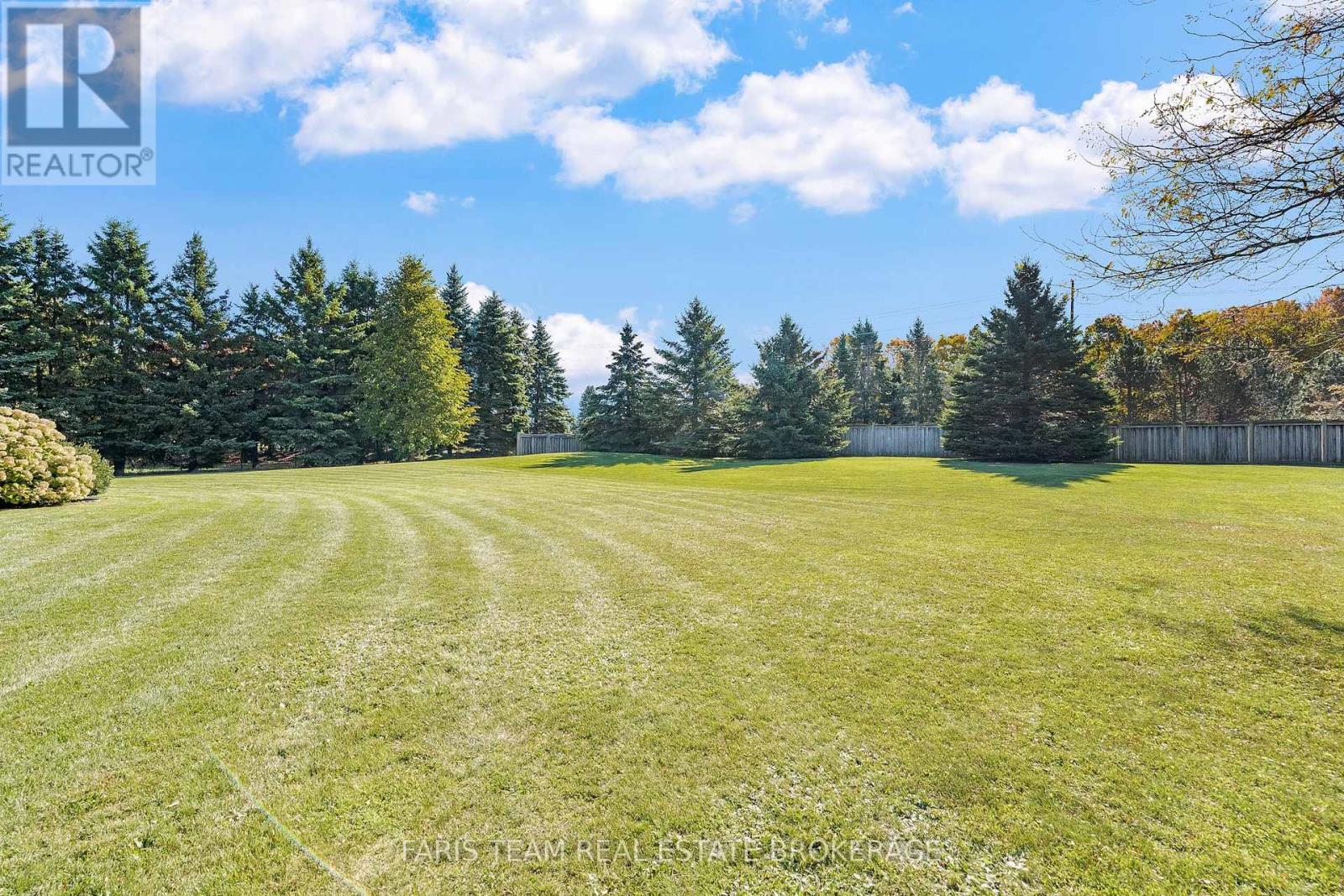 39 Vanderpost Crescent, Essa, Ontario  L0L 2N0 - Photo 37 - N12469883