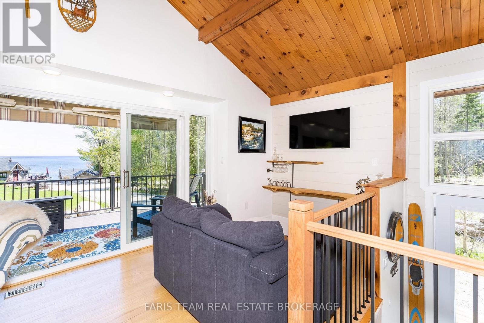 328 Cedar Avenue, Meaford, Ontario  N4L 1W5 - Photo 14 - X12493348