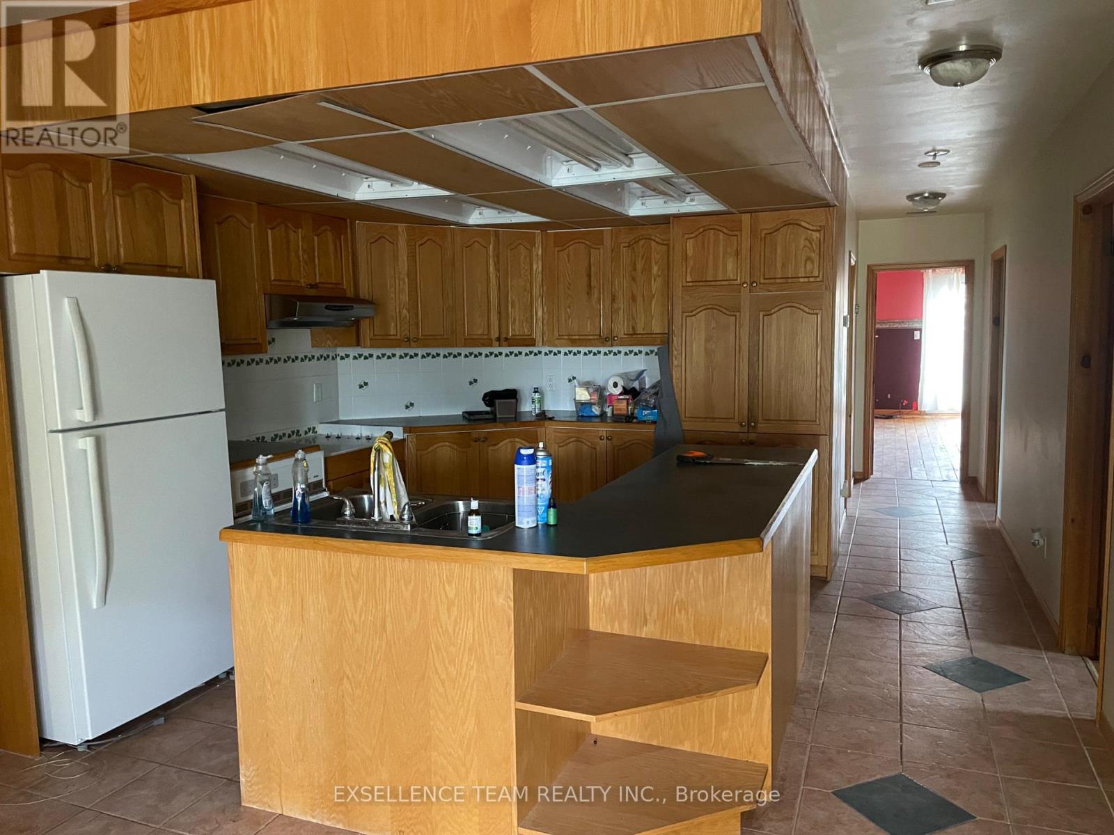 20115 Beaupre Road W, South Glengarry, Ontario K0C 1L0 - Photo 3 - X12482595