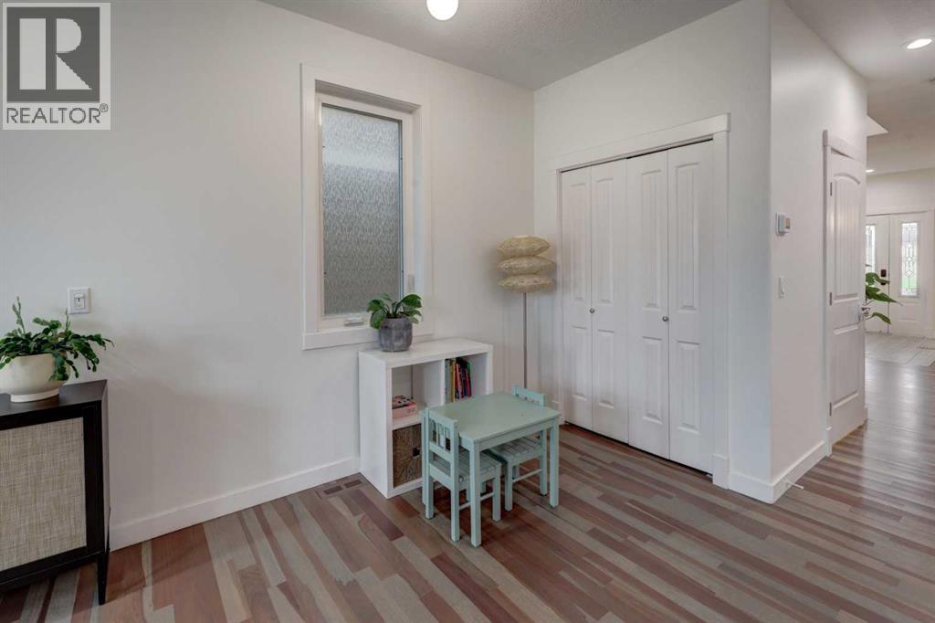 7312 34 Avenue Nw, Calgary, Alberta  T3B 1N4 - Photo 9 - A2262158