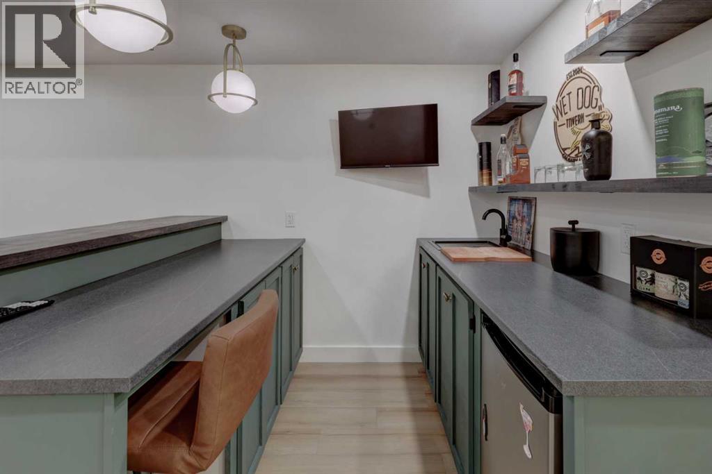 7312 34 Avenue Nw, Calgary, Alberta  T3B 1N4 - Photo 33 - A2262158