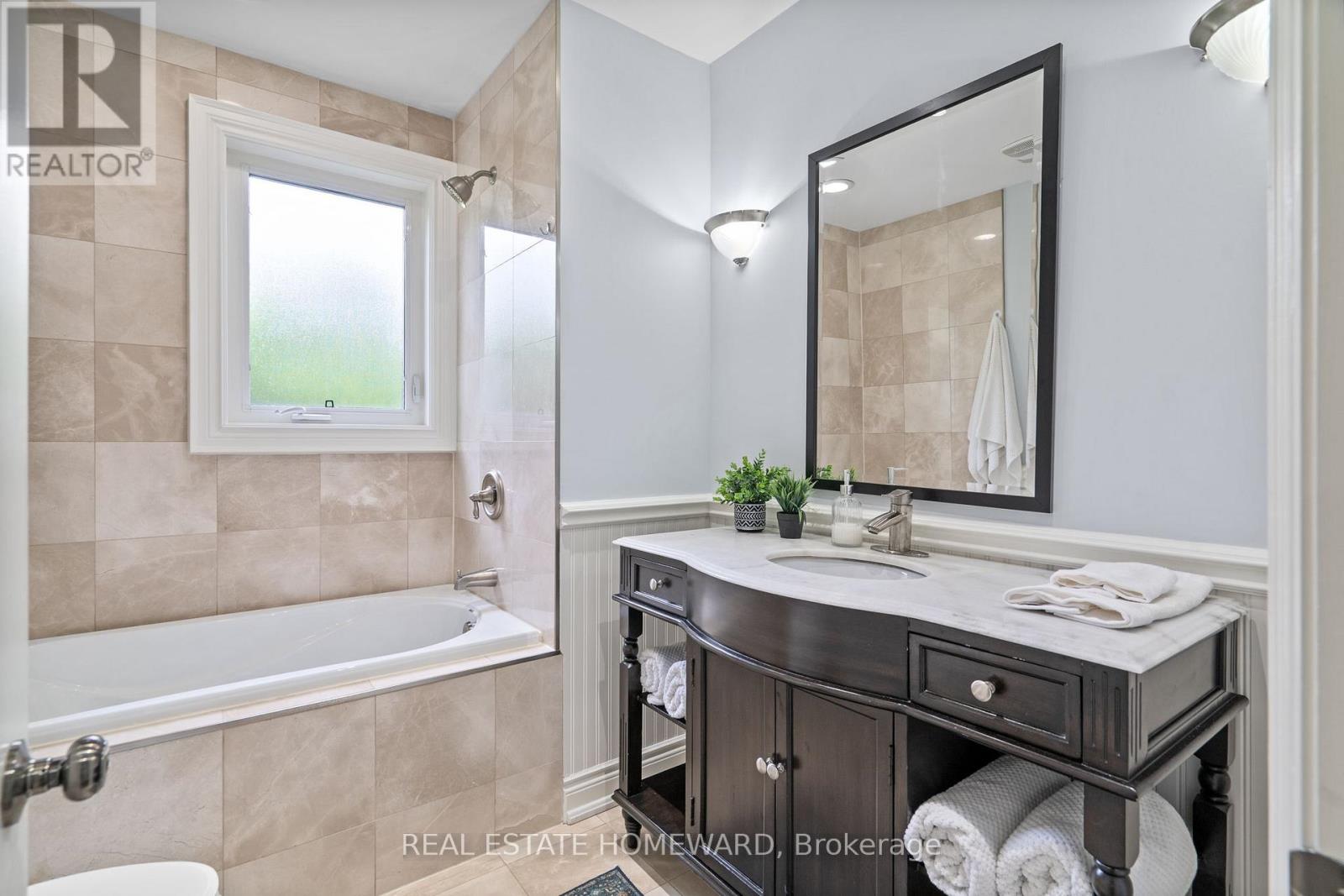 42 Heathview Avenue, Toronto, Ontario  M2K 2C1 - Photo 18 - C12607736