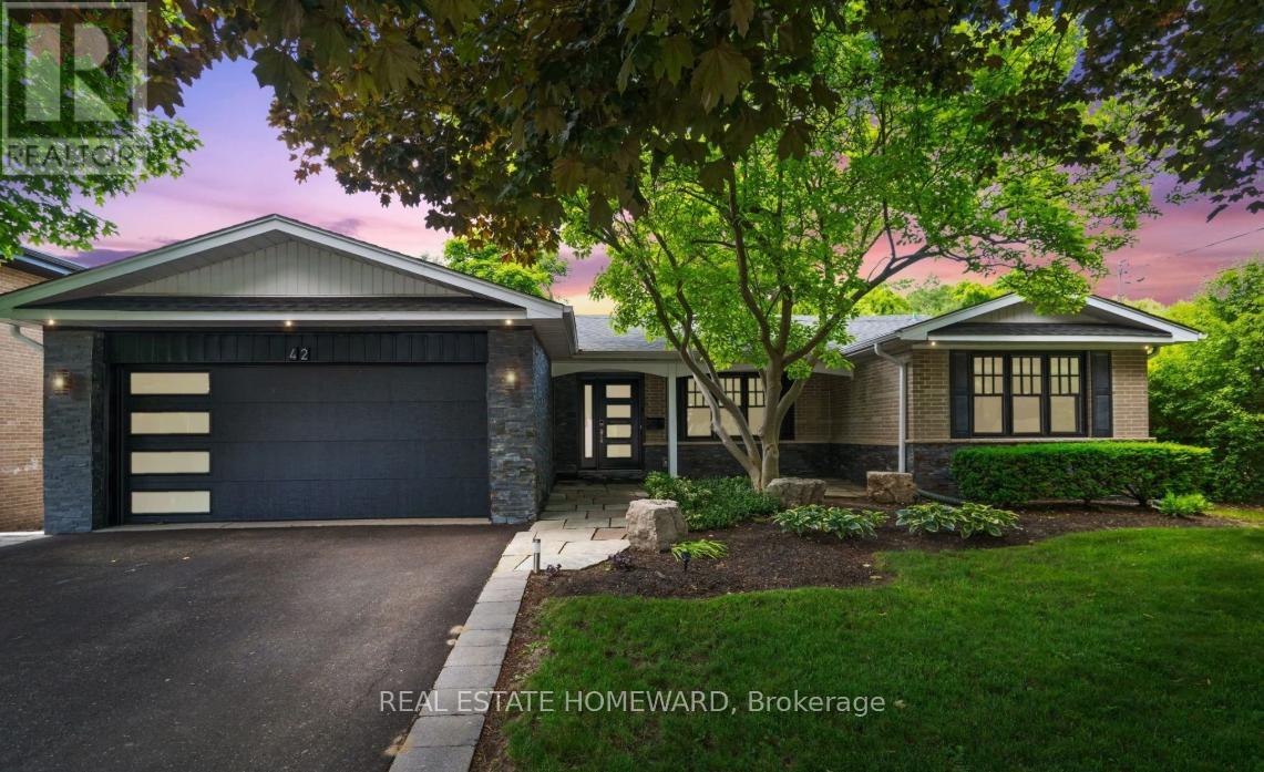 42 Heathview Avenue, Toronto, Ontario  M2K 2C1 - Photo 2 - C12607736