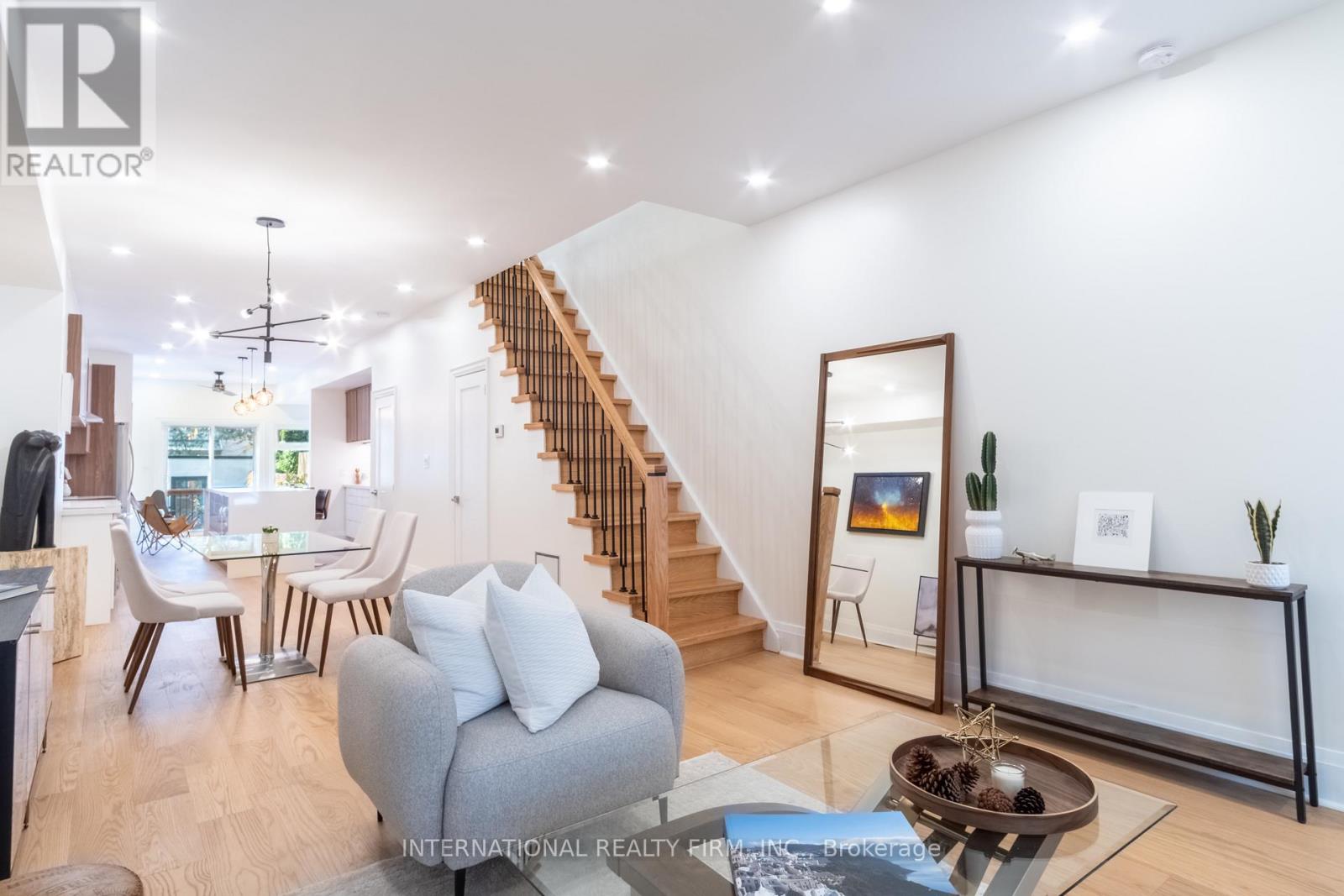 46 Morse Street, Toronto, Ontario  M4M 2P6 - Photo 3 - E12607740