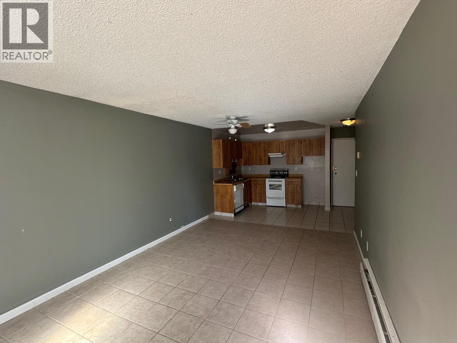 104 1122 King Albert Avenue, Coquitlam, British Columbia  V3J 1X7 - Photo 2 - R3072585