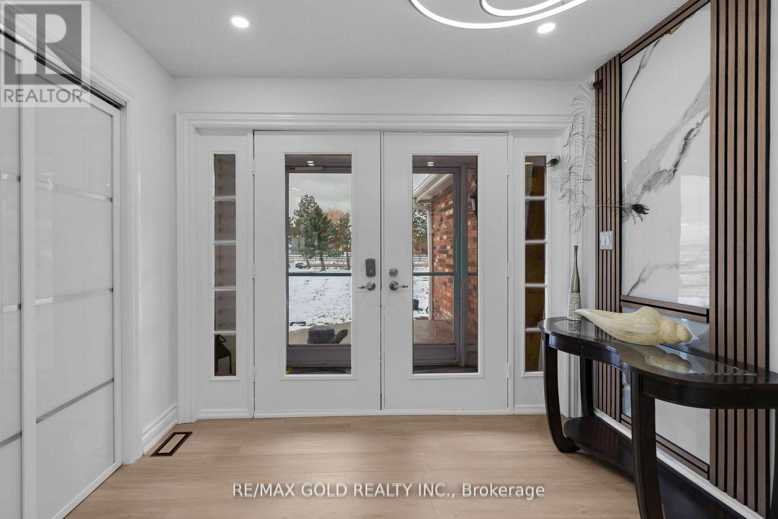 14165 Mclaughlin Road N, Caledon, Ontario  L7C 2B3 - Photo 2 - W12607722