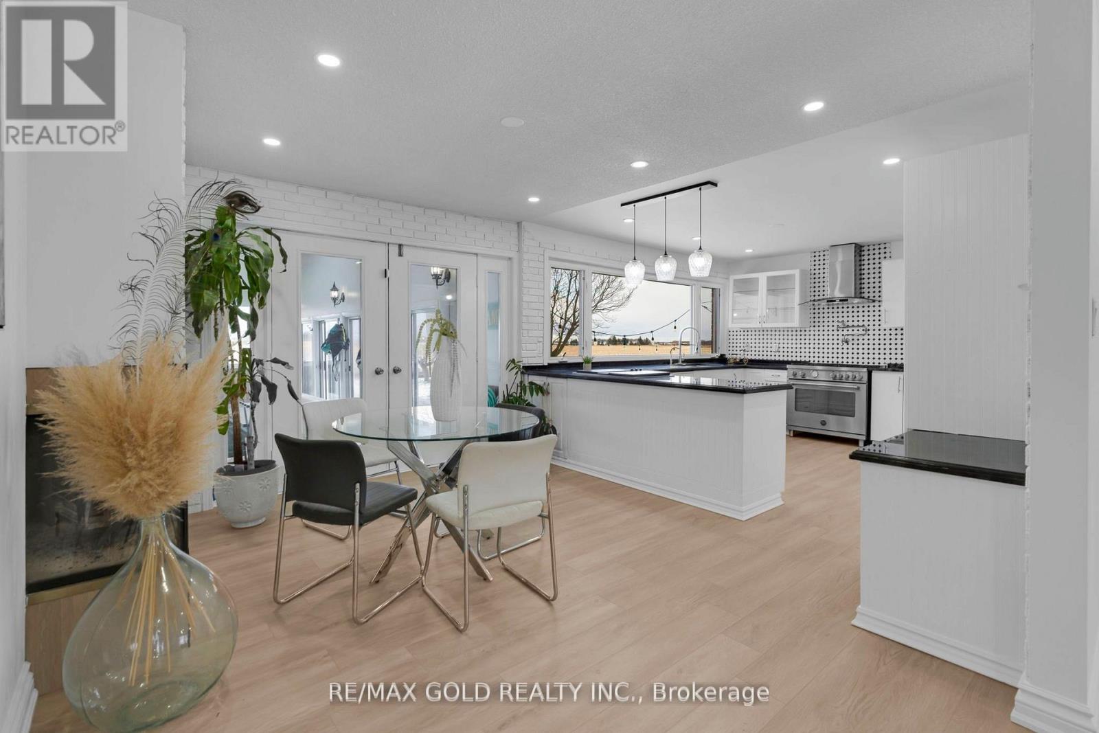 14165 Mclaughlin Road N, Caledon, Ontario  L7C 2B3 - Photo 4 - W12607722