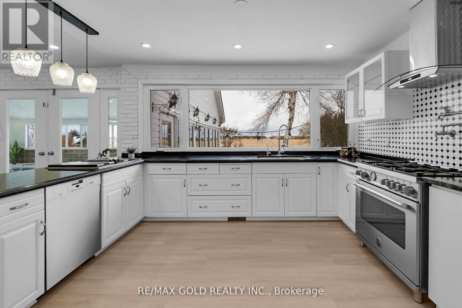 14165 Mclaughlin Road N, Caledon, Ontario  L7C 2B3 - Photo 7 - W12607722